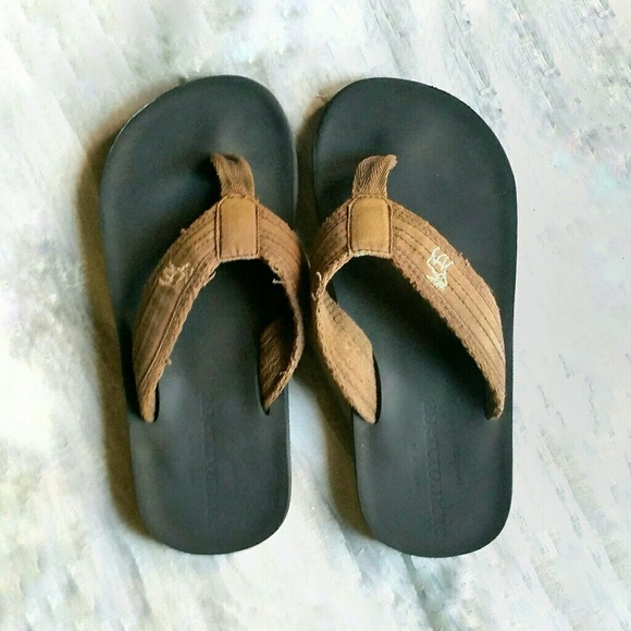 abercrombie and fitch flip flops mens